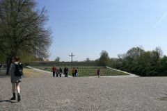 TEREZÍN DUBNOVÝ /DUBEN 18/